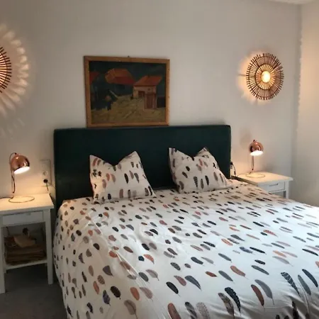 Casa de Férias Stunning 5-bed House In